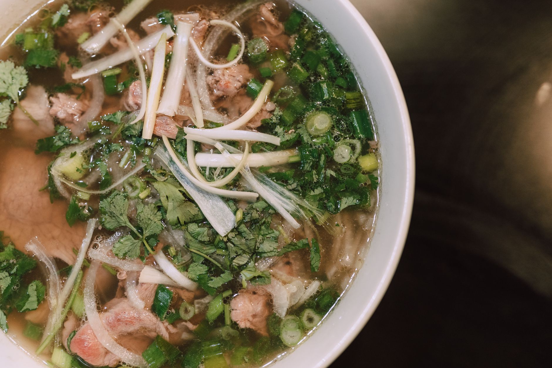 vietnamese pho beef noodle soup bowl